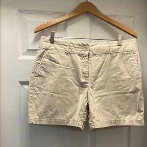 LOFT Cream Bermuda Shorts Casual Cotton Blend in Size 10